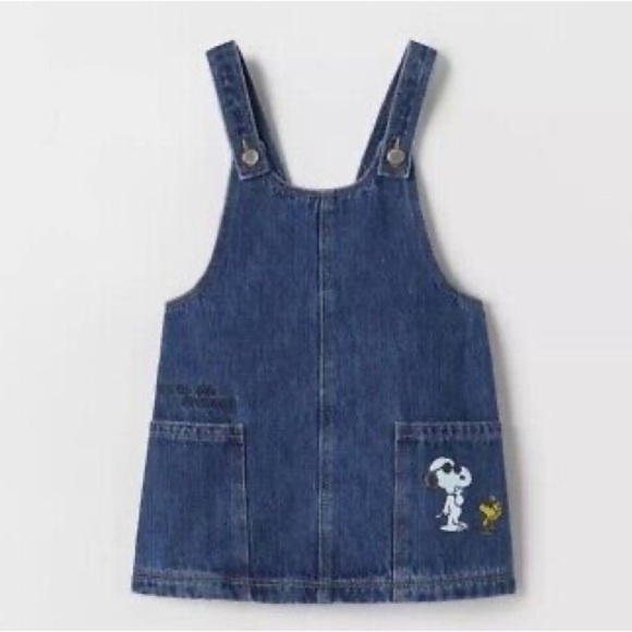 NWT. Zara Girls Blue Snoopy Peanuts Print Denim Overall Dress. Size 12-18. - Picture 1 of 9